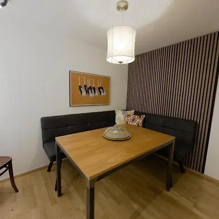 Dengg Down Town דירה *